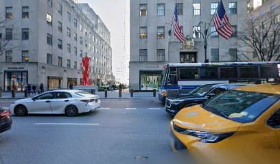 611 5th Ave null