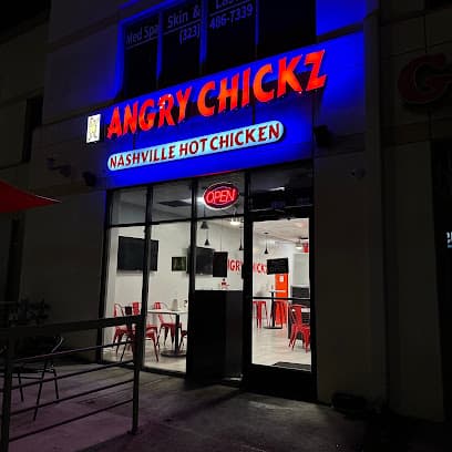 Angry Chickz - Hollywood