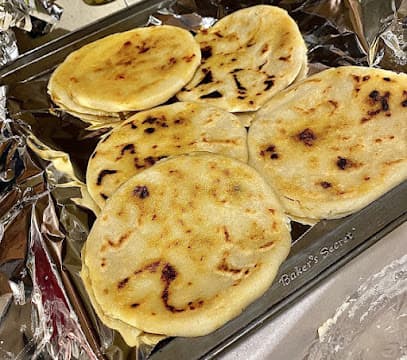 Annas Pupusas