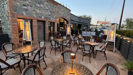 Bear & Dragon Cafe & Restaurant