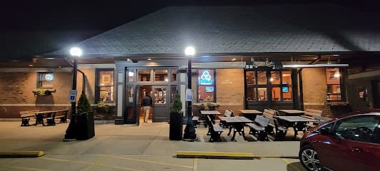 Black Dog Smoke & Ale House