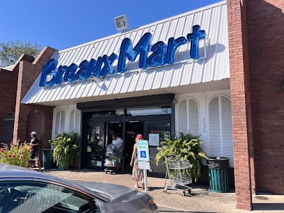 Breaux Mart Magazine St