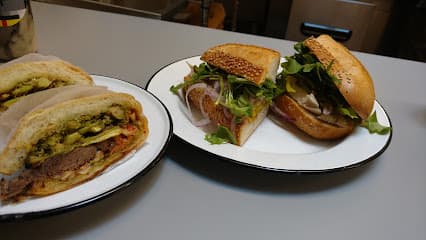 Court Street Grocers