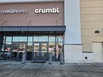 Crumbl Cookies & Desserts