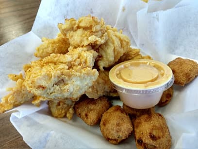 Da Chicken Shak & More