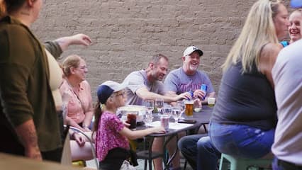 Dark Horse Bar & Eatery