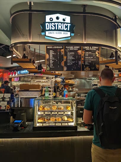 District: Donuts. Sliders. Brew.
