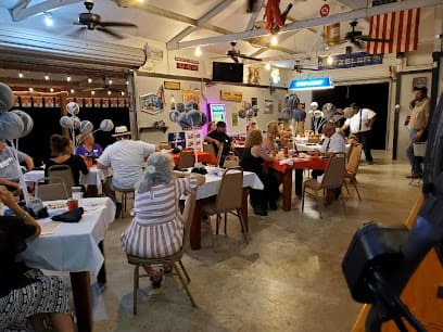 Drifters Ice House
