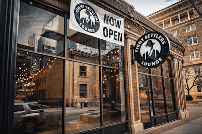Eight Settlers Lounge Downtown