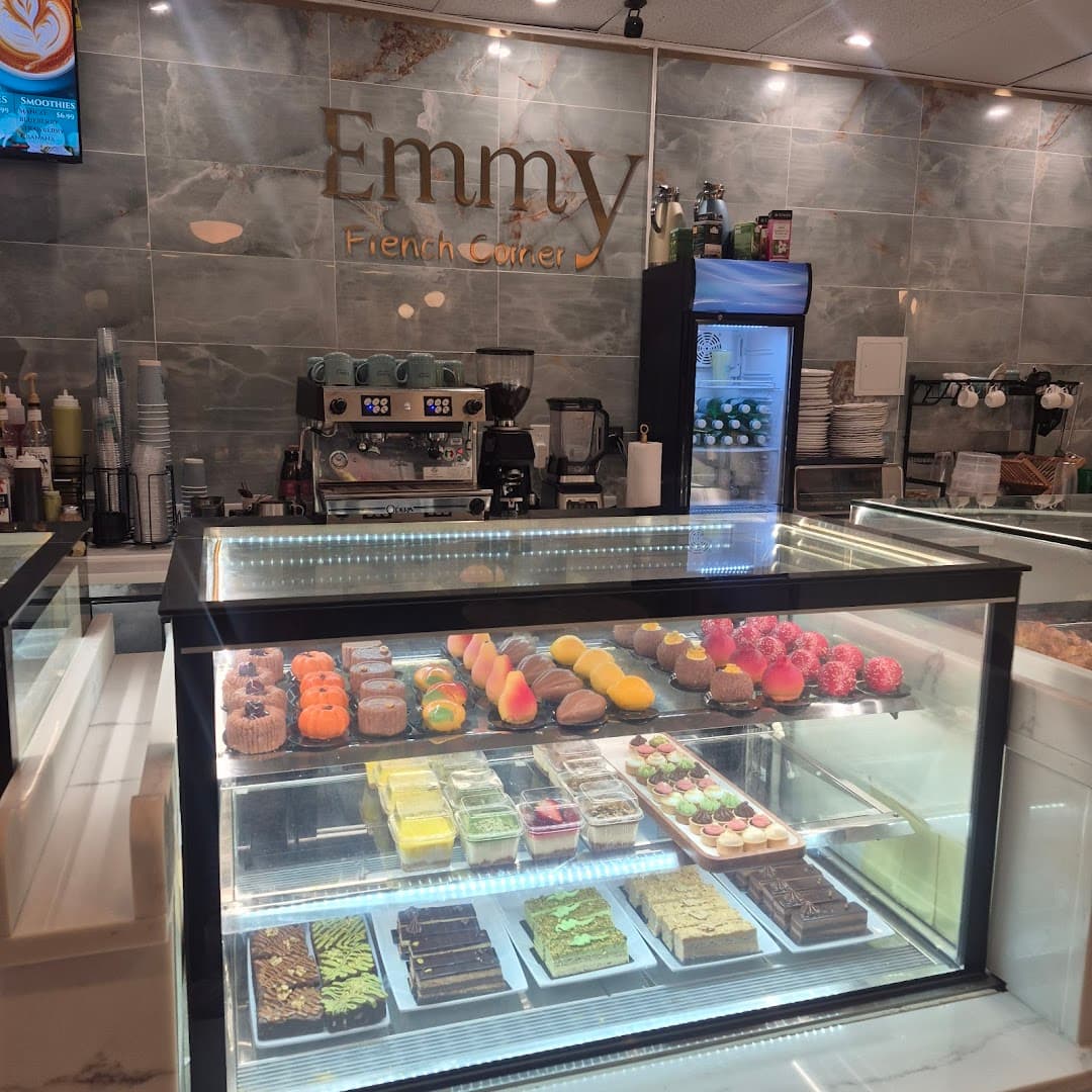 Emmy French Corner