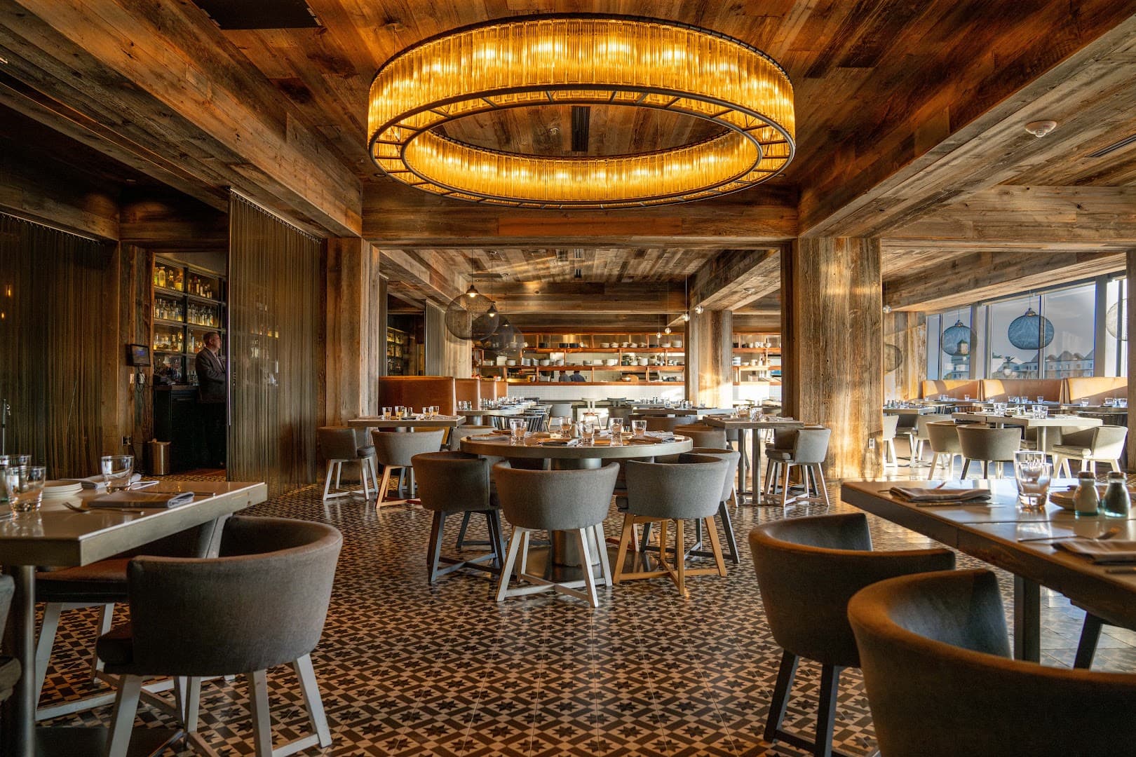 FireLake Grill House and Cocktail Bar