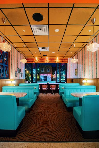 Fizzy's Fountain & Liquors