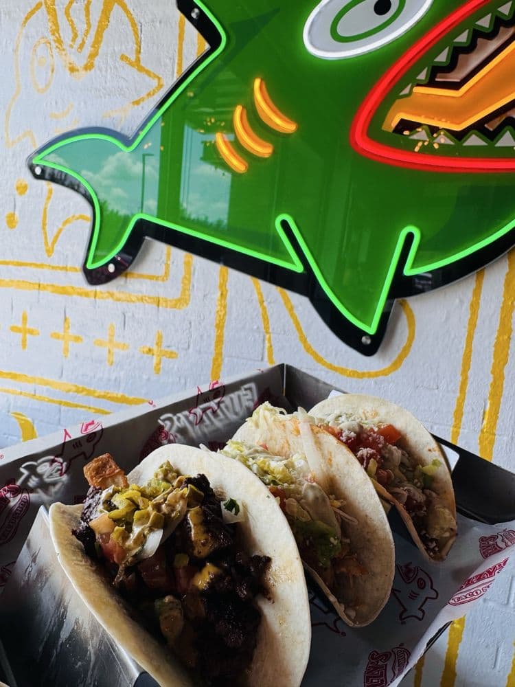 Fuzzy's Tacos & Margs