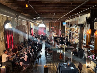 Geraldine's Supper Club & Lounge