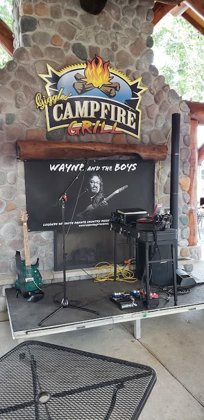 Giggles' Campfire Grill