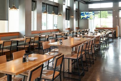 Ginza Sushi & Ramen Bar