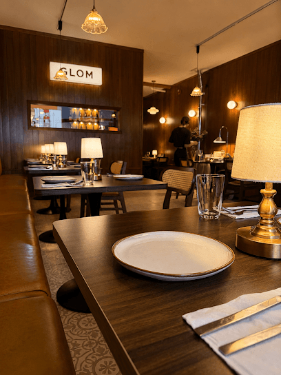 Glom Thai