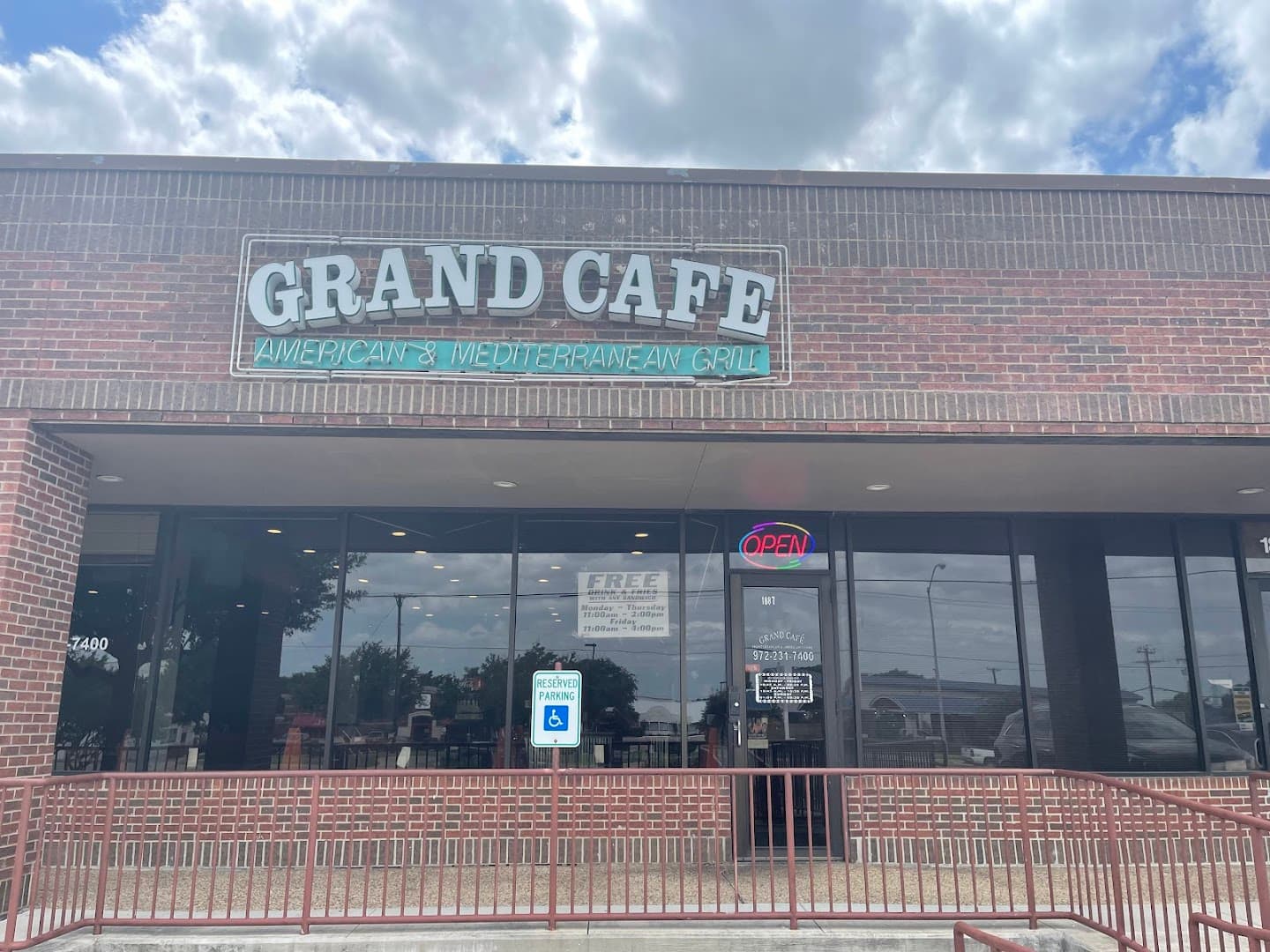 Grand Cafe