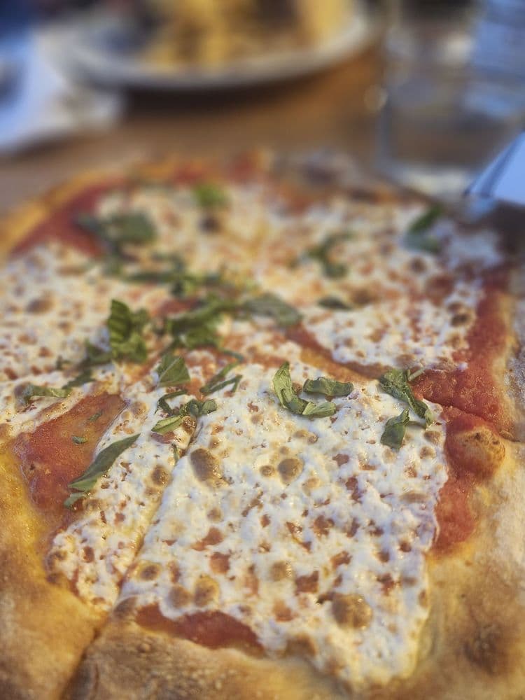 Gusto WoodFired Pizza Kitchen