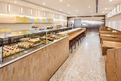 Hanis bakery + café