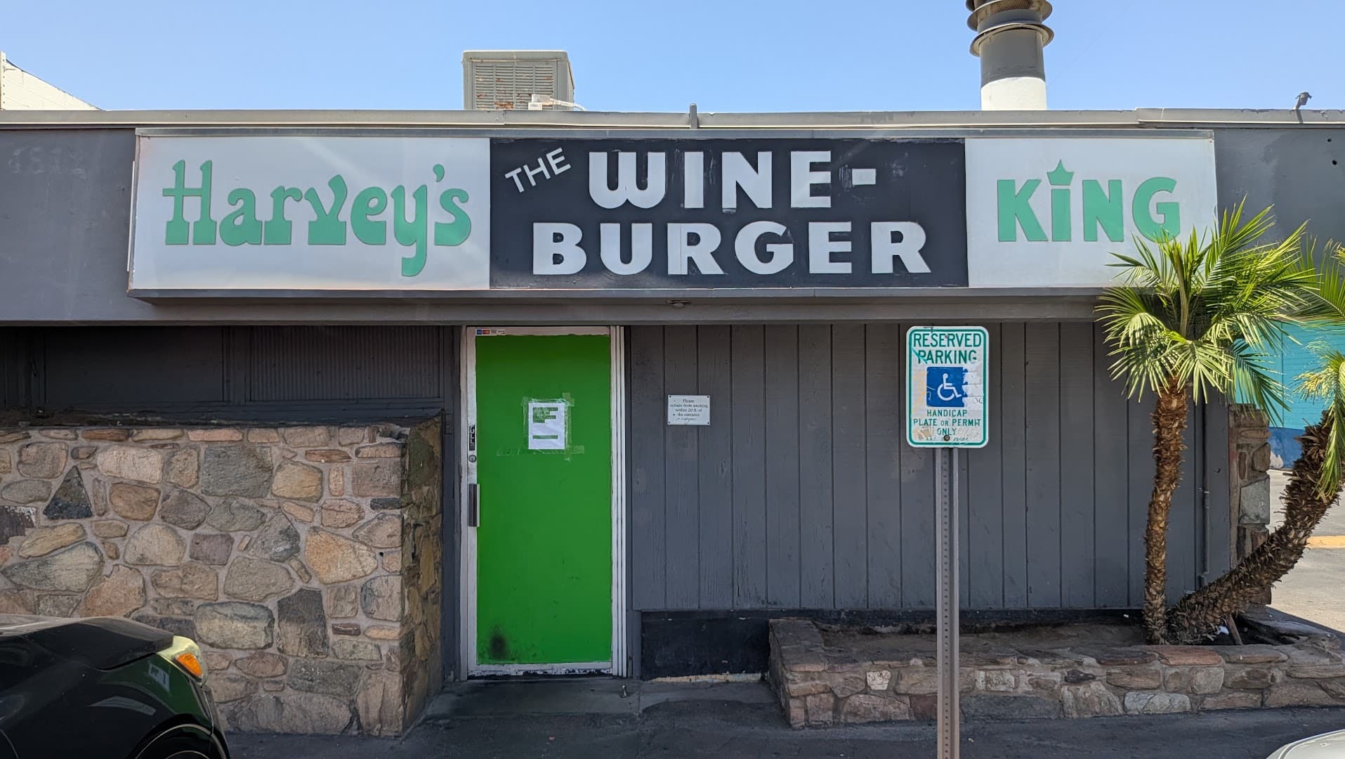 Harvey's Wineburger