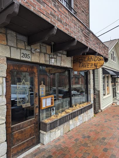 Highlands Tavern