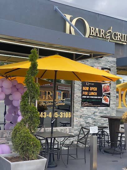 IQ Bar and Grill