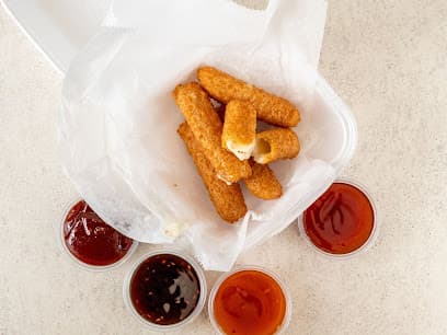 Jaws Hot Chicken and Seafood Weibel