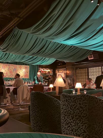 Kitty's Cosmopolitan Club