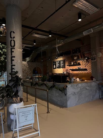 Kompound Cafe