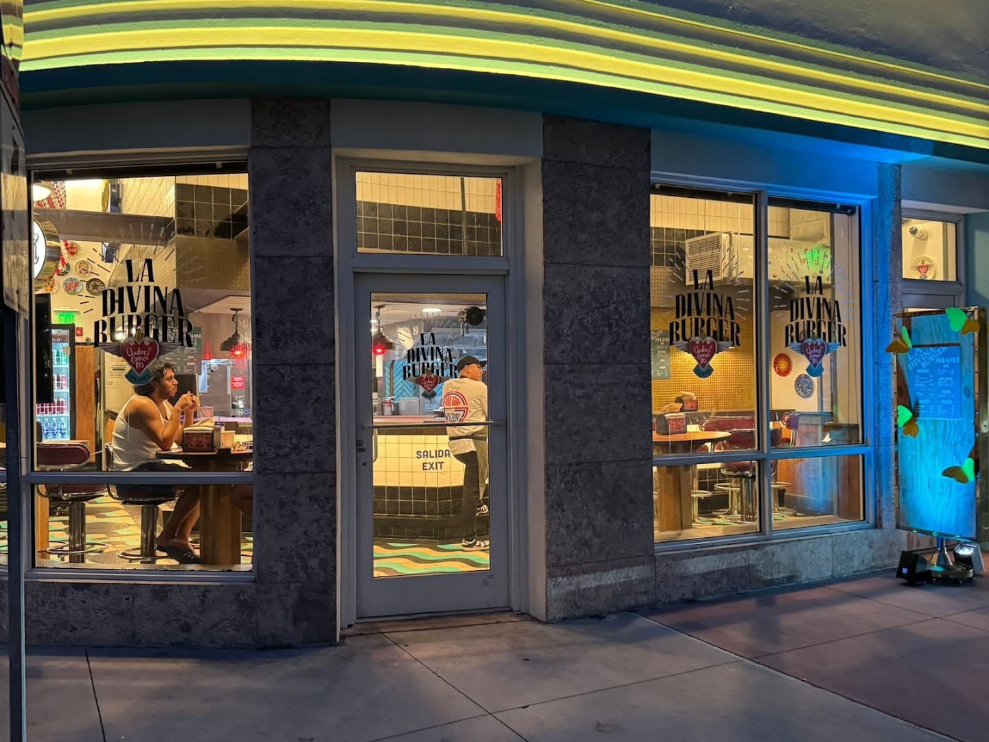 La Divina Burger