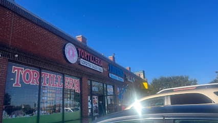 La Nueva Fresh & Hot