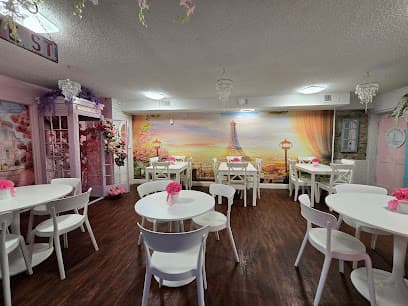 La Vie French Café