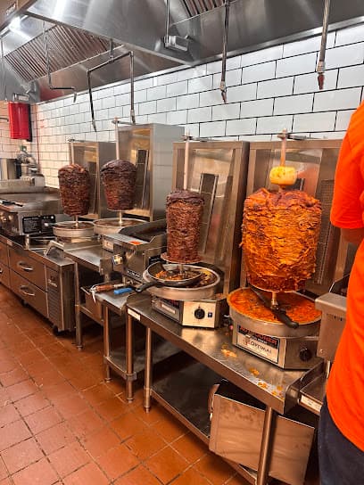 Los Trompos Taqueria