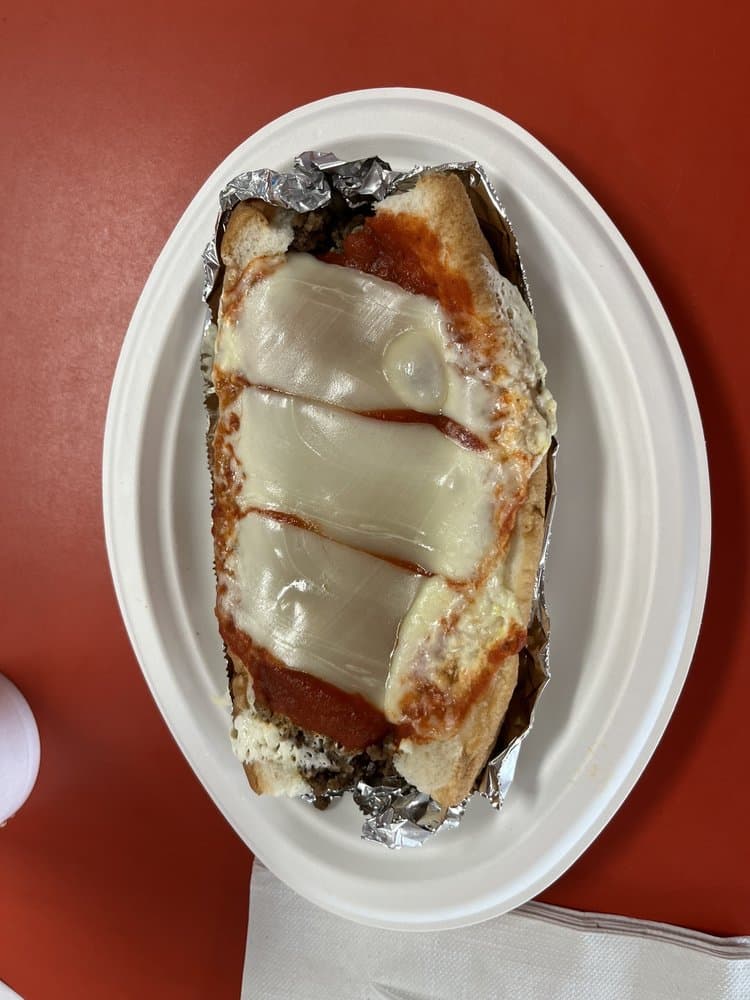 Lubi's Hot Subs