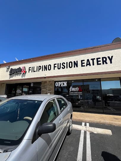 Luna's LUNpias Filipino Fusion Eatery