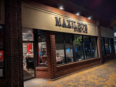 Max and Leo's Pizza Newton