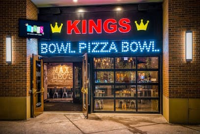 Max & Leo's Artisan Pizza - Chicago