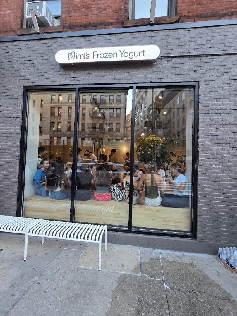 Mimi's Frozen Yogurt