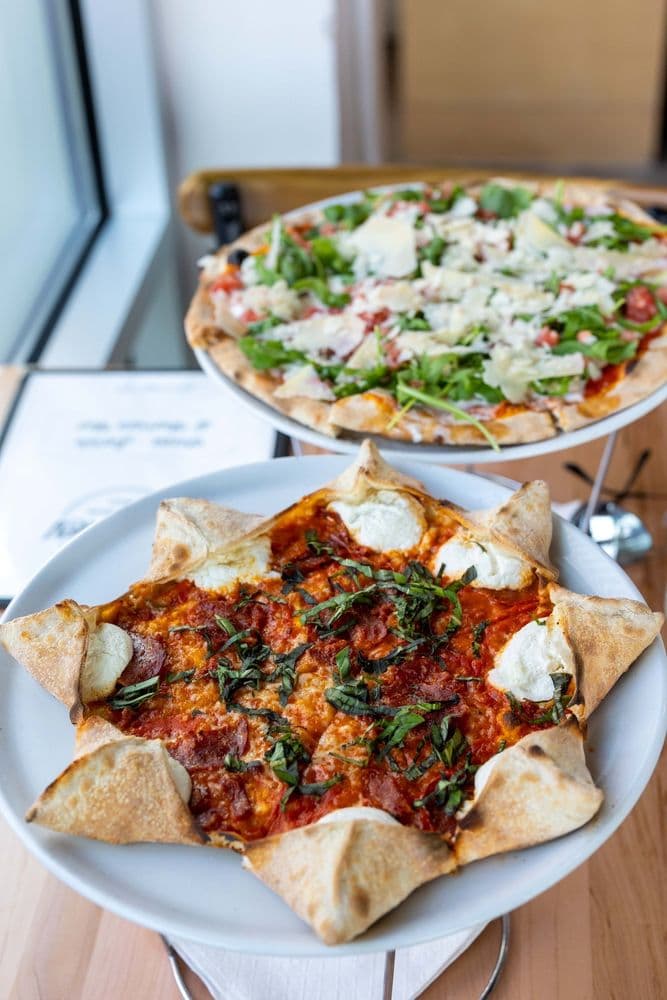 Mister O1 Extraordinary Pizza Turtle Creek