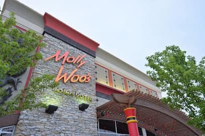 Molly Woo's Asian Bistro