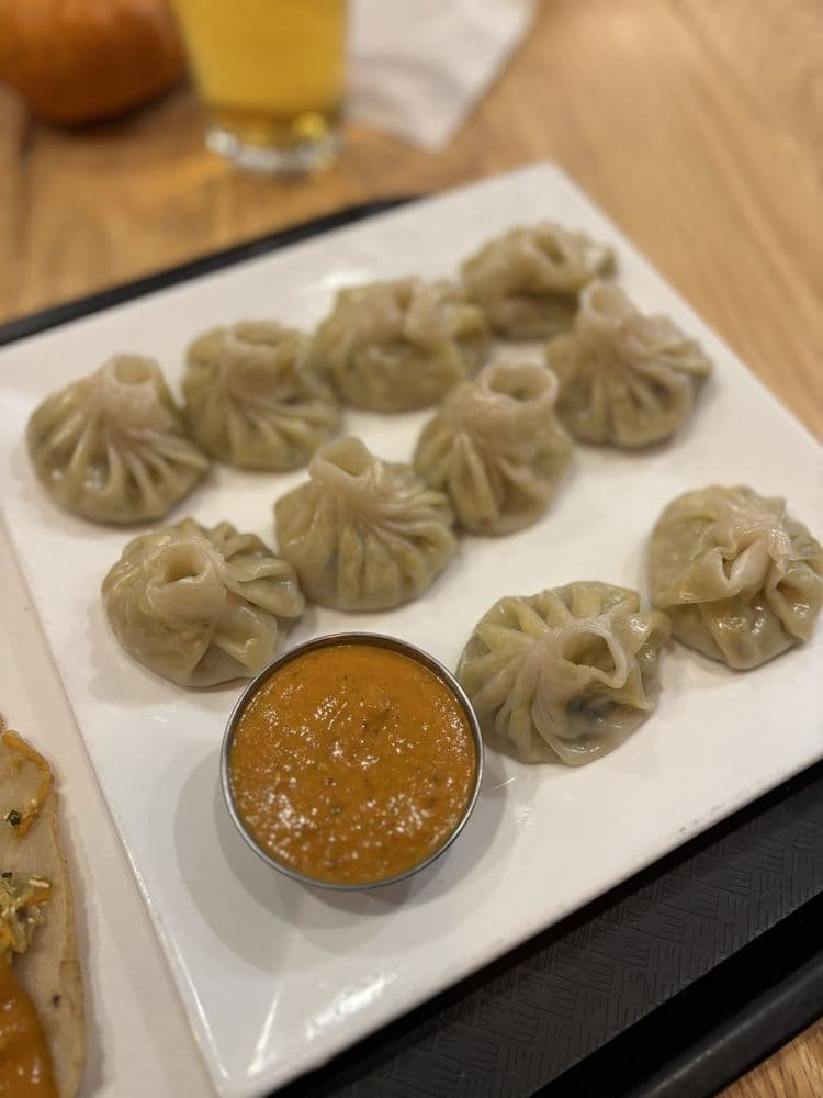 Momo Hub Clarksville