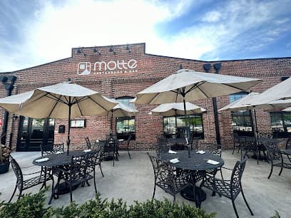 Motte Restaurant & Bar