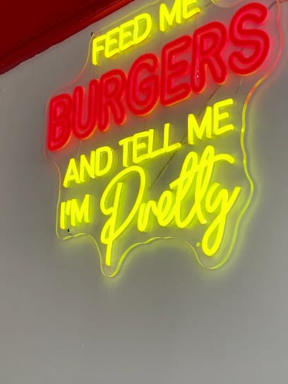 OOEY GOOEY SMOKE BURGER