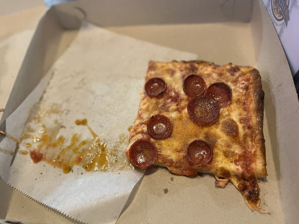 Previti Pizza 41st St.