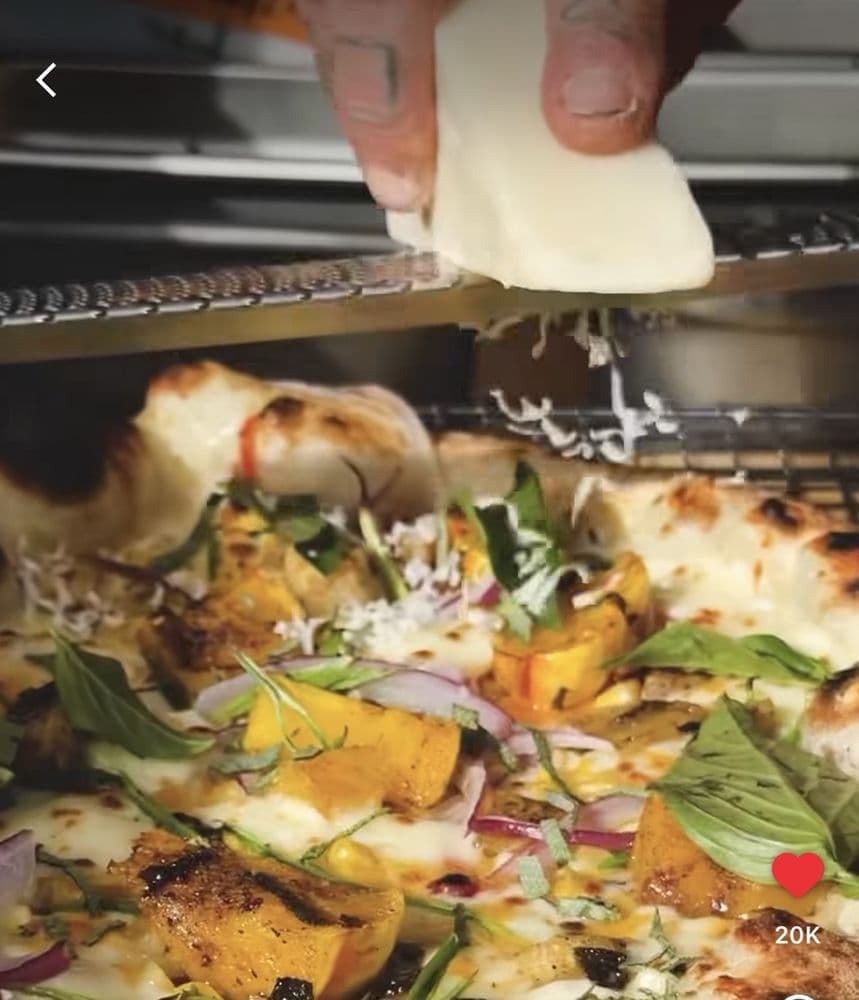 Ralph's Bar & Bowling