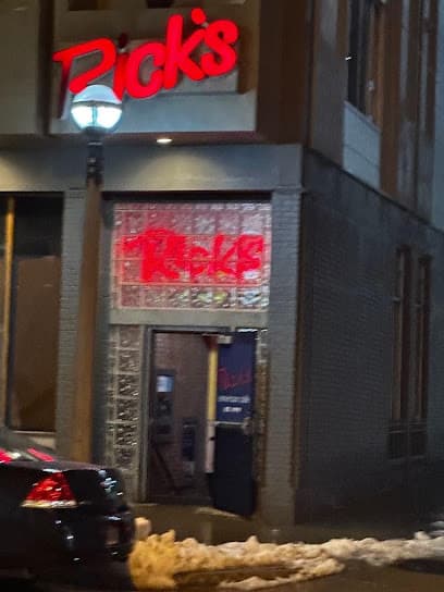 Rick's American Cafe