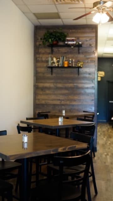 River Road Café