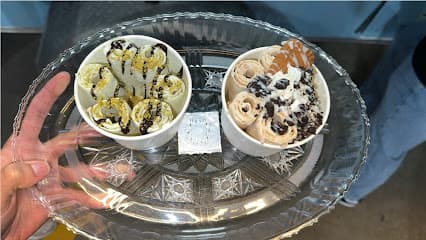Rolly's Rolled Ice Cream
