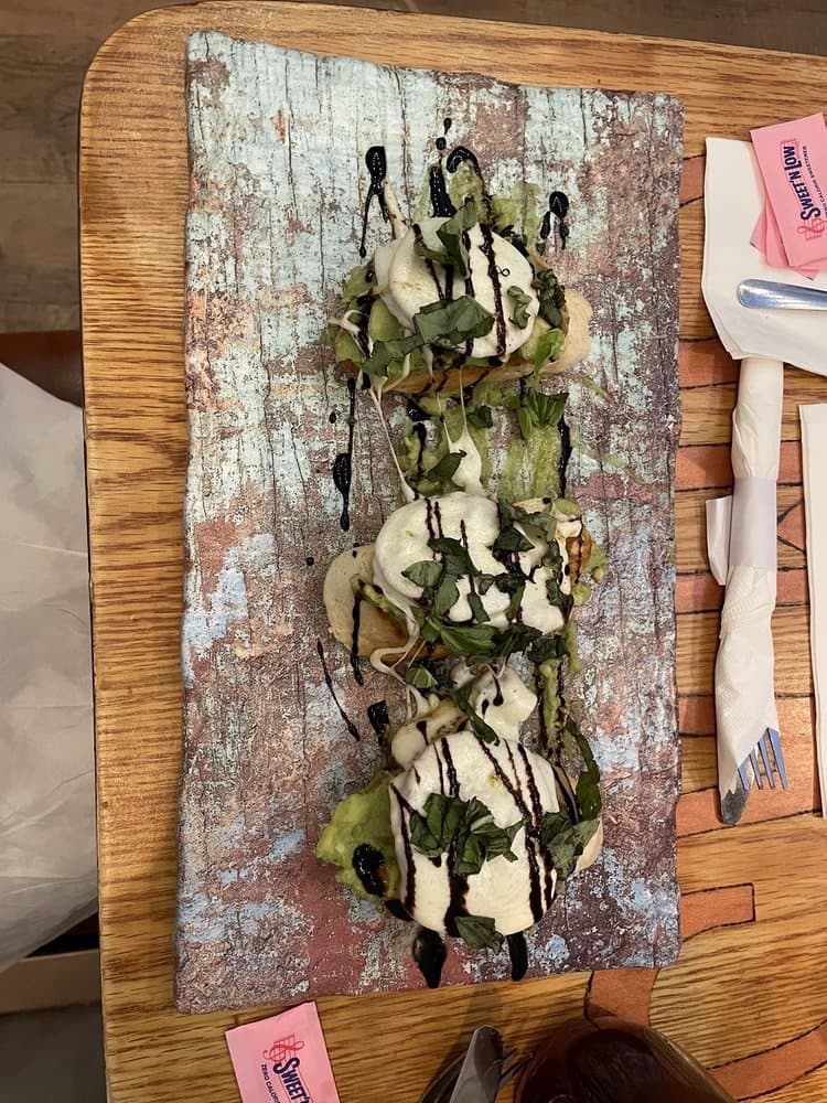 Salty's on 2nd